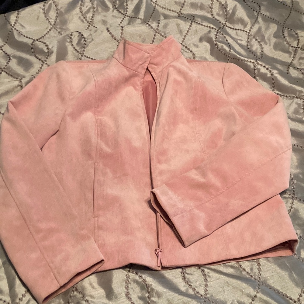 Light pink jacket. Size medium. Dress barn.